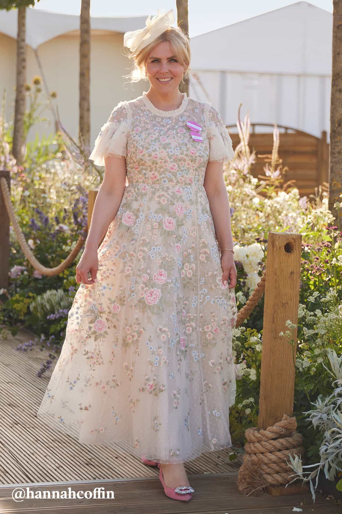 Antoinettes Floral Round Neck Ankle Gown
