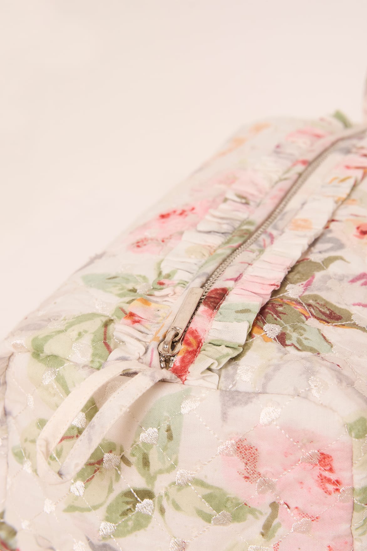 Paradise Garden Medium Quilted Makeup Bag