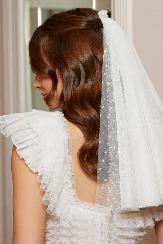 Kisses Short Veil