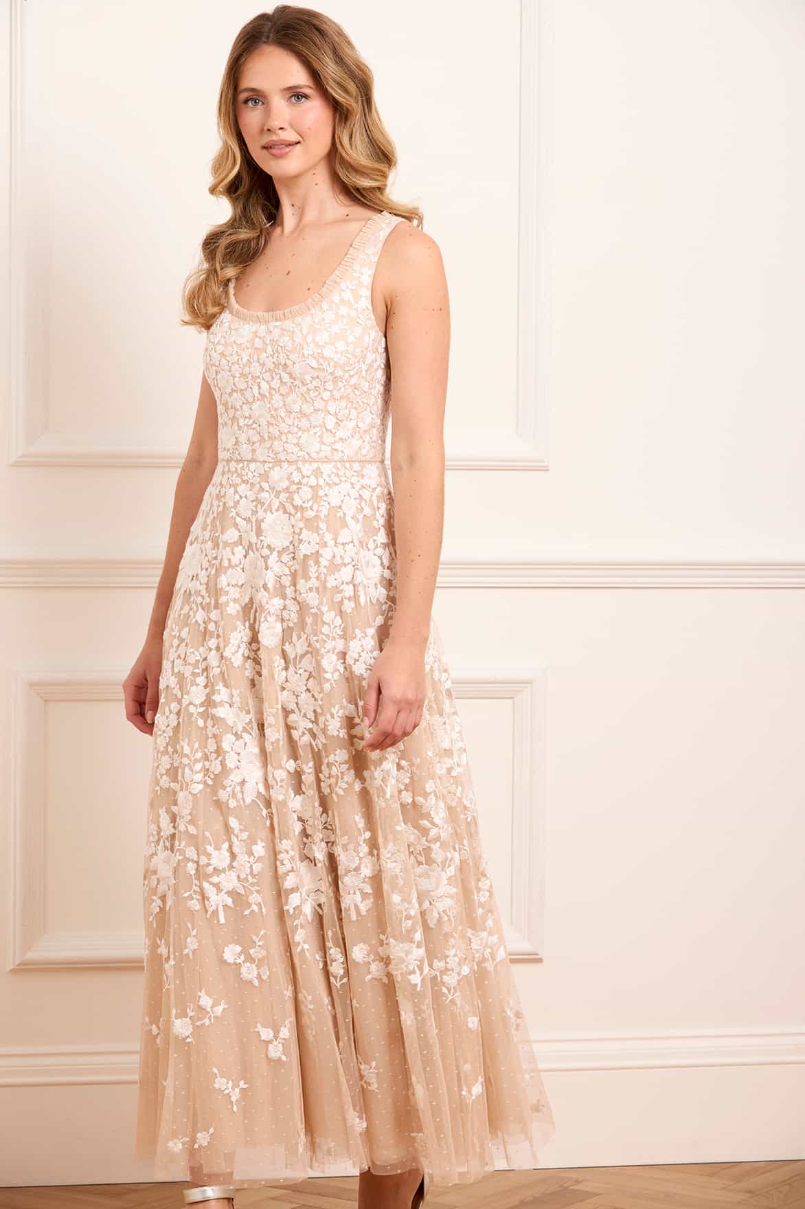 Rosa Scoop Neck Ankle Gown