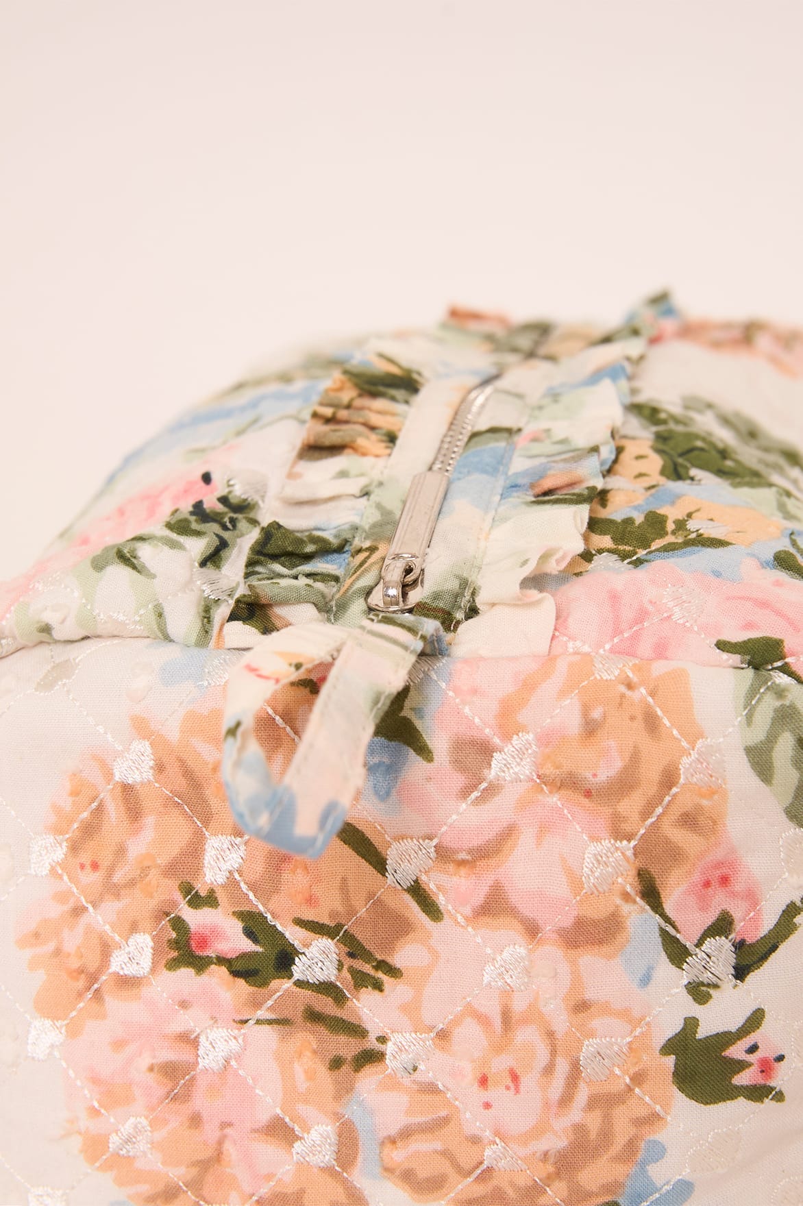 Rose Garden Medium Quilted Makeup Bag